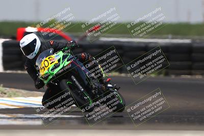 media/Jun-07-2025-TrackDaz (Sat) [[4413525952]]/A Group/1pm (Turn 1)/
